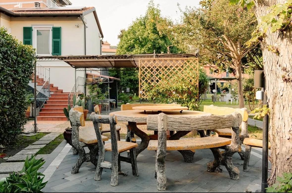 La Casetta Dei Sogni La Spezia Exterior photo
